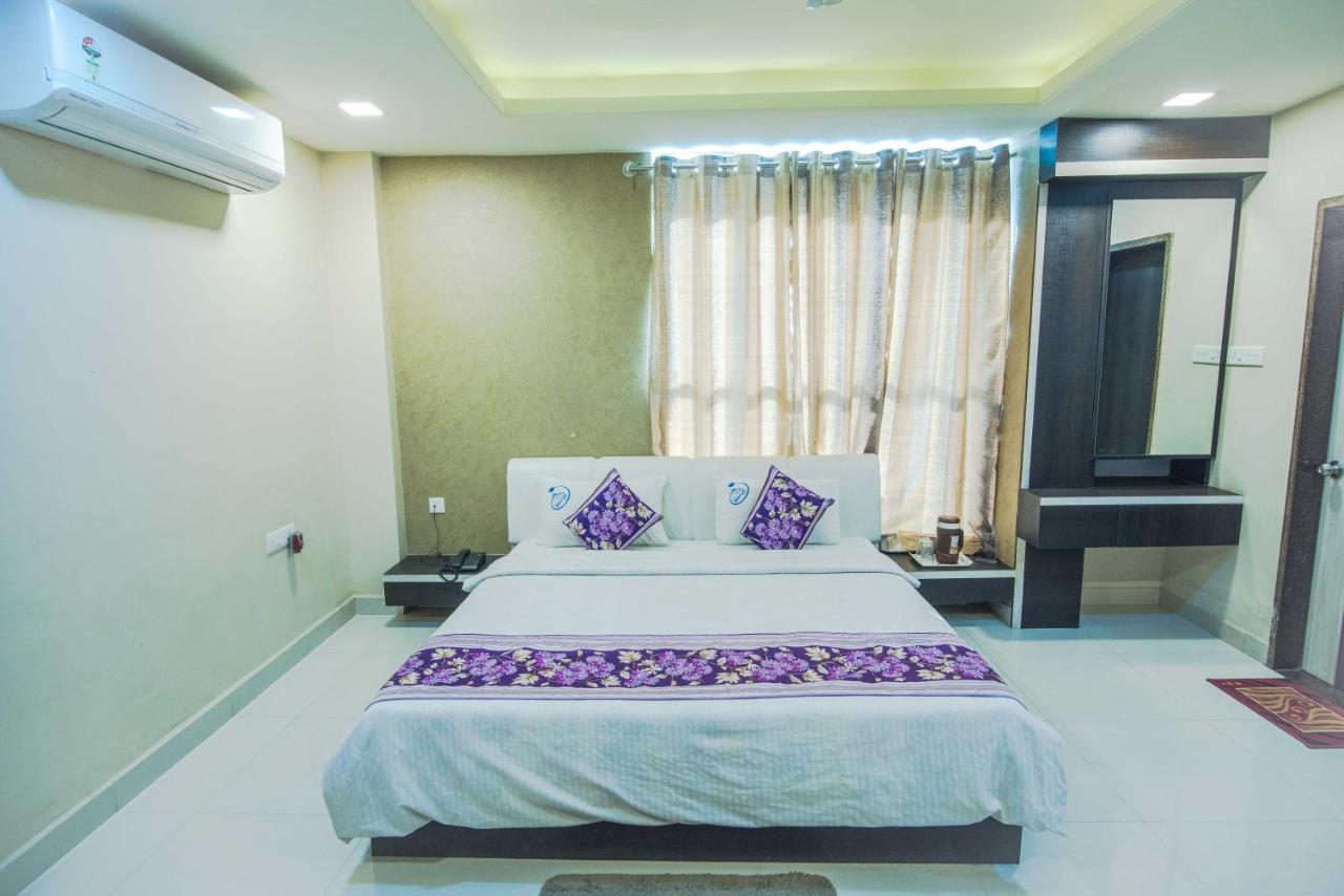 Hotel Mayur Palace Бхопал Экстерьер фото